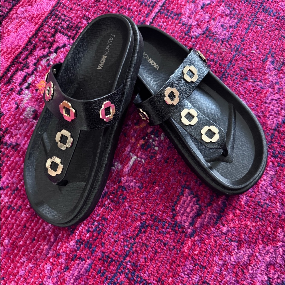 Fashion Nova Black Sandals with Gold Accents